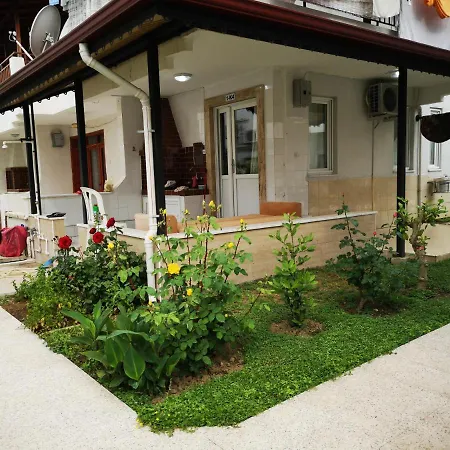 Guendogdu Tatil Sitesinde Dubleks Villa